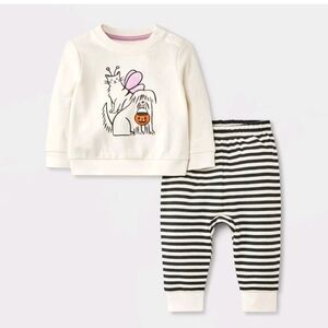 🆕️Cat & Jack White Pajama Set with Black Stripes